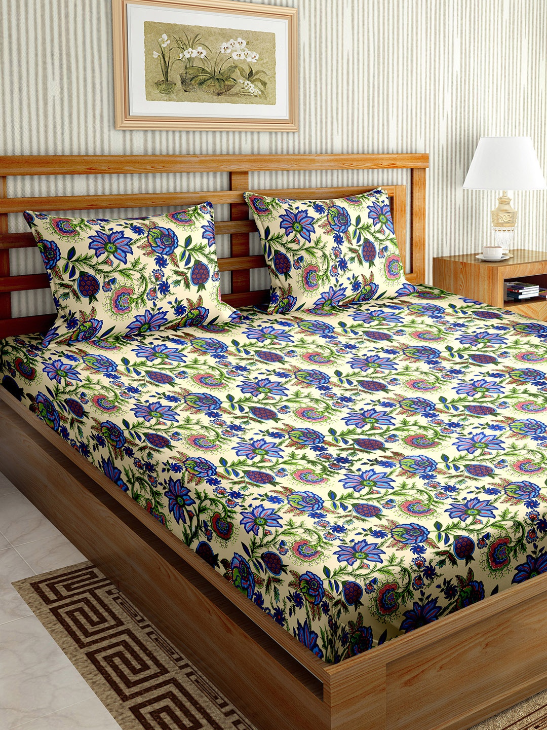 

BELLA CASA Beige & Blue Floral 150 TC Microfiber King Bedsheet with 2 Pillow Covers