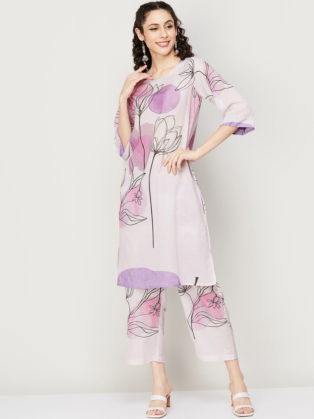 

Melange by Lifestyle Printed Regular Kurta with Palazzos, Lavender