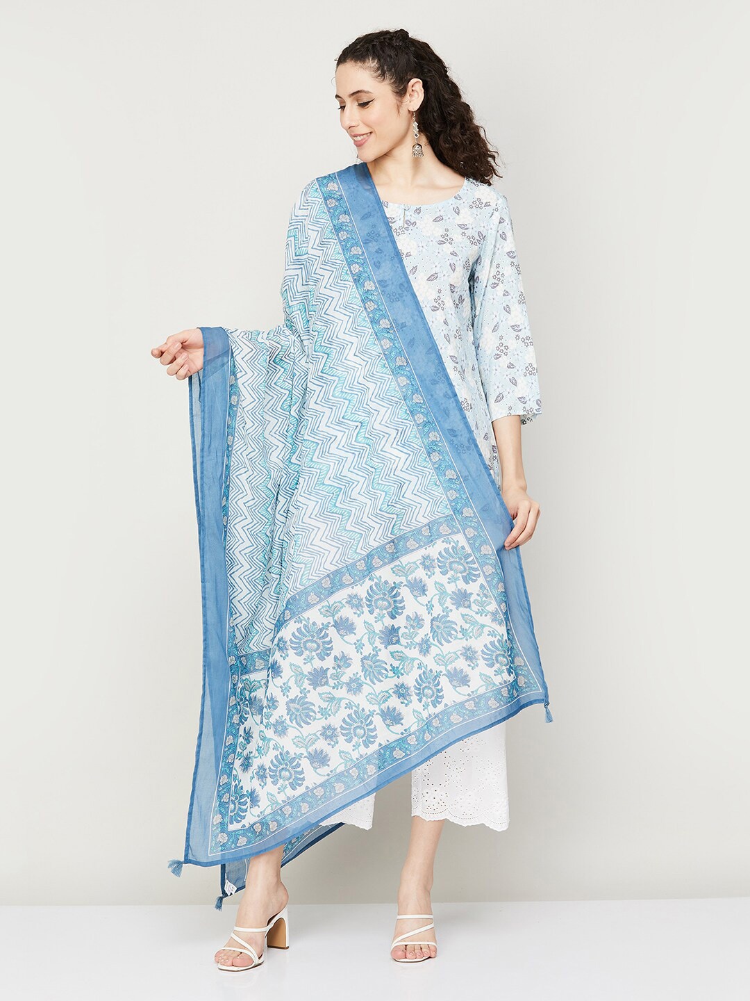 

Melange by Lifestyle Floral Printed Dupatta, Blue