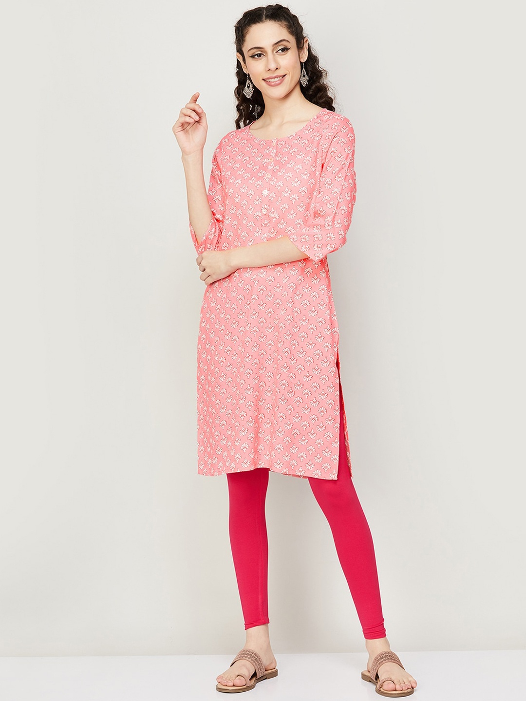 

Melange by Lifestyle Floral Printed Straight Kurta, Coral