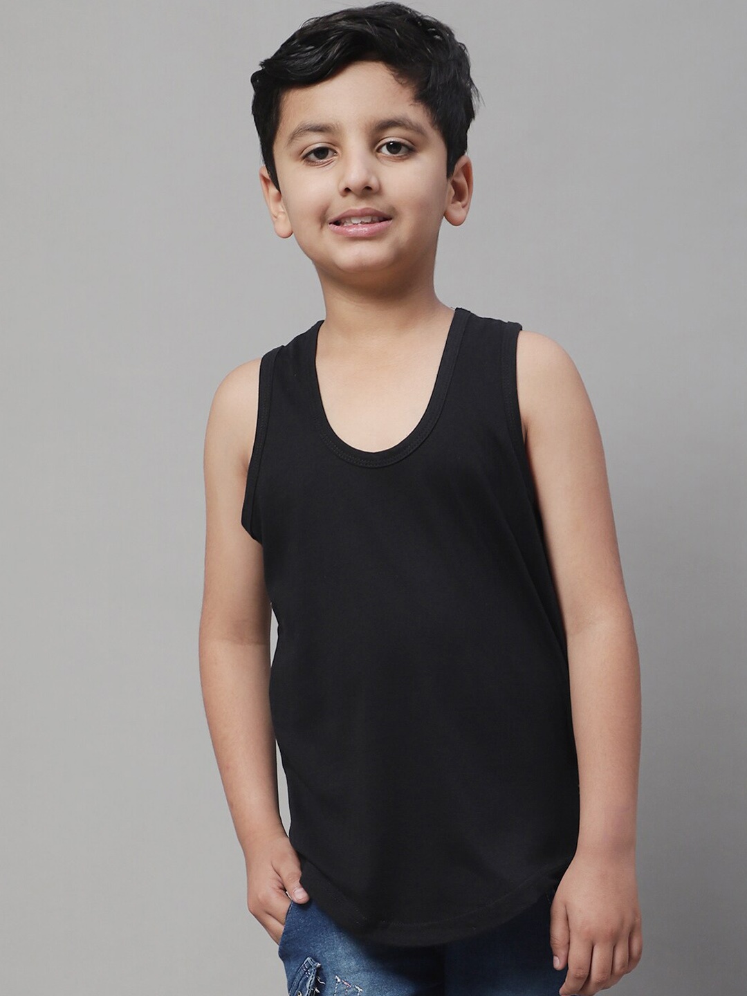 

Friskers Boys Bio Wash Skin Friendly Pure Cotton Sports Innerwear Vests, Black