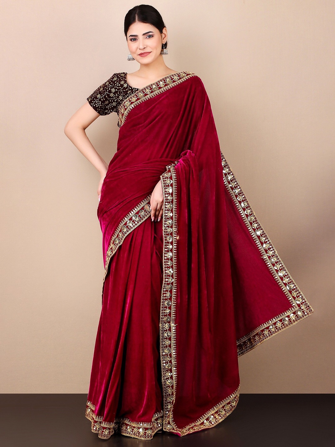 

KALINI Embellished Velvet Saree, Purple