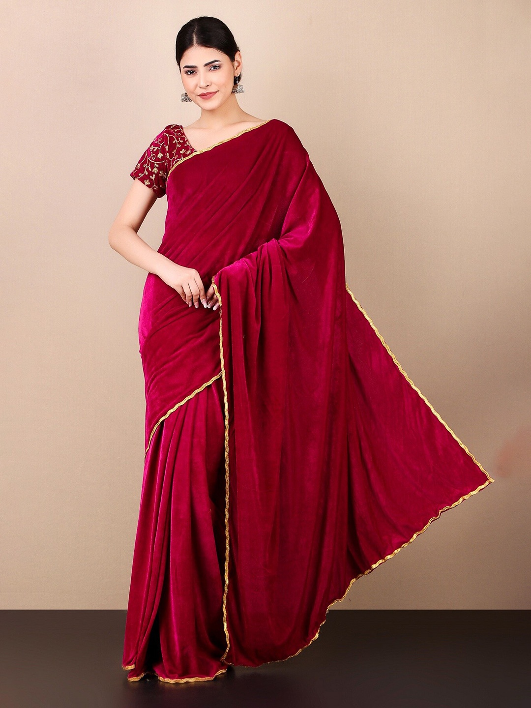 

KALINI Embellished Velvet Saree, Purple