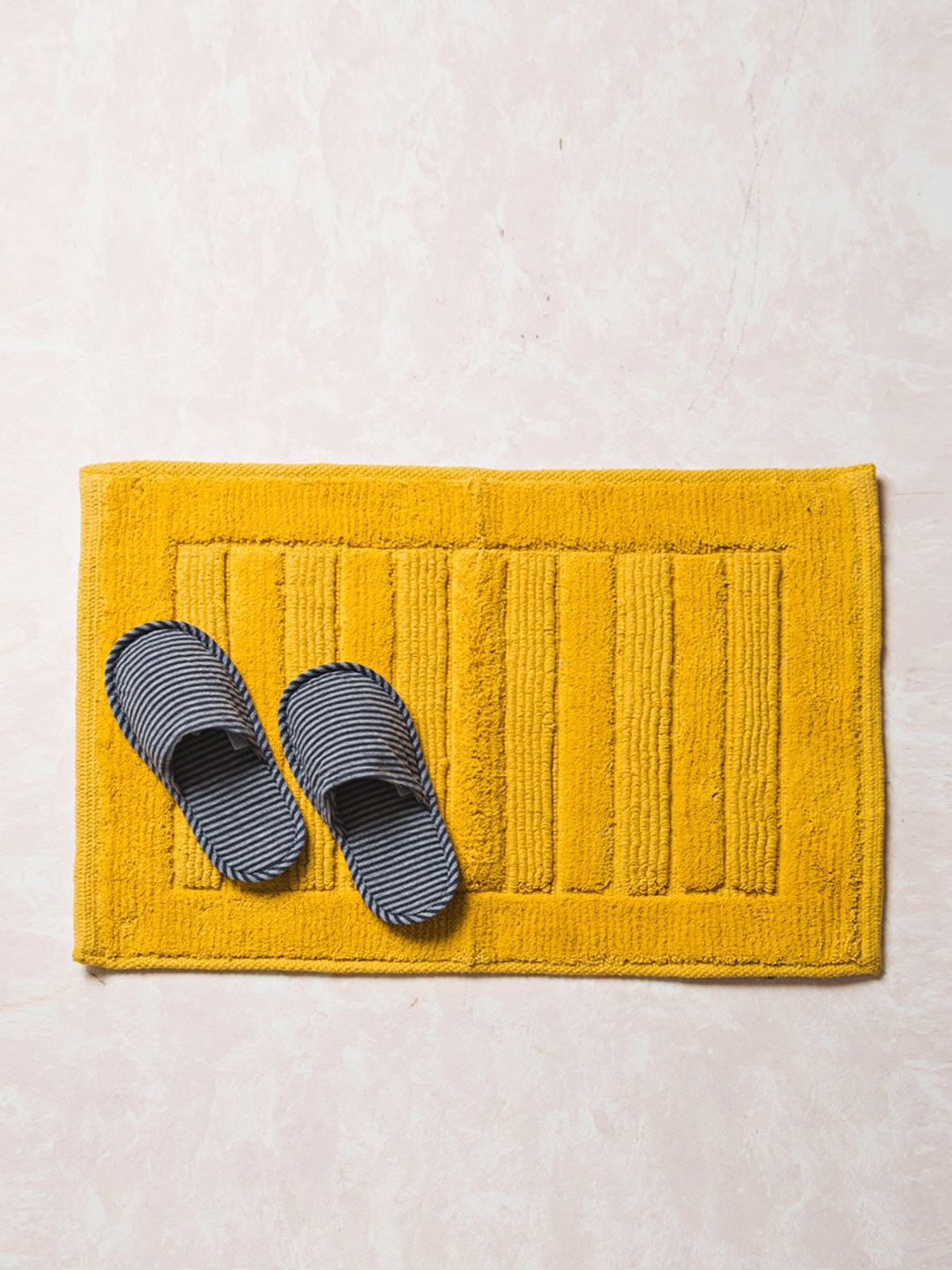 

Fabindia Yellow Self-Design Rectangular Sikri Cotton Bathmat