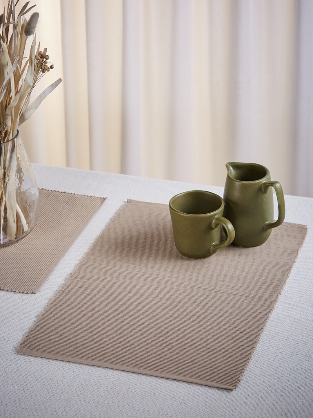 

Fabindia Grey 6 Pieces Ribbed Cotton Table Placemats
