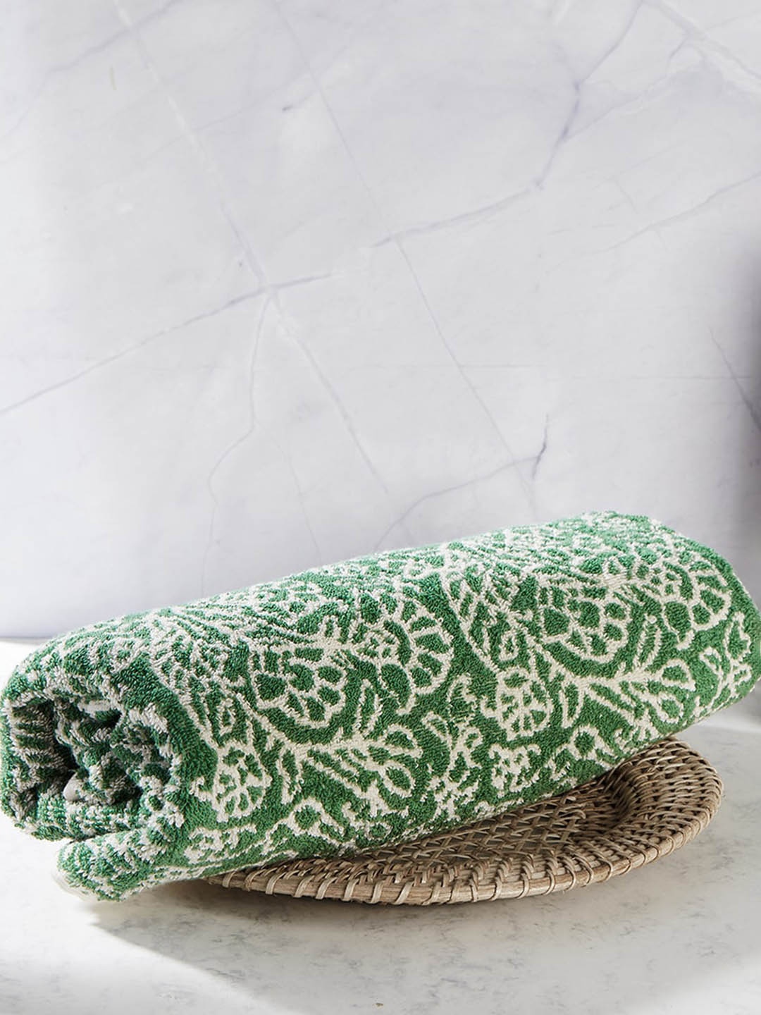 

Fabindia Green Floral Woven Design 550 GSM Cotton Bath Towel