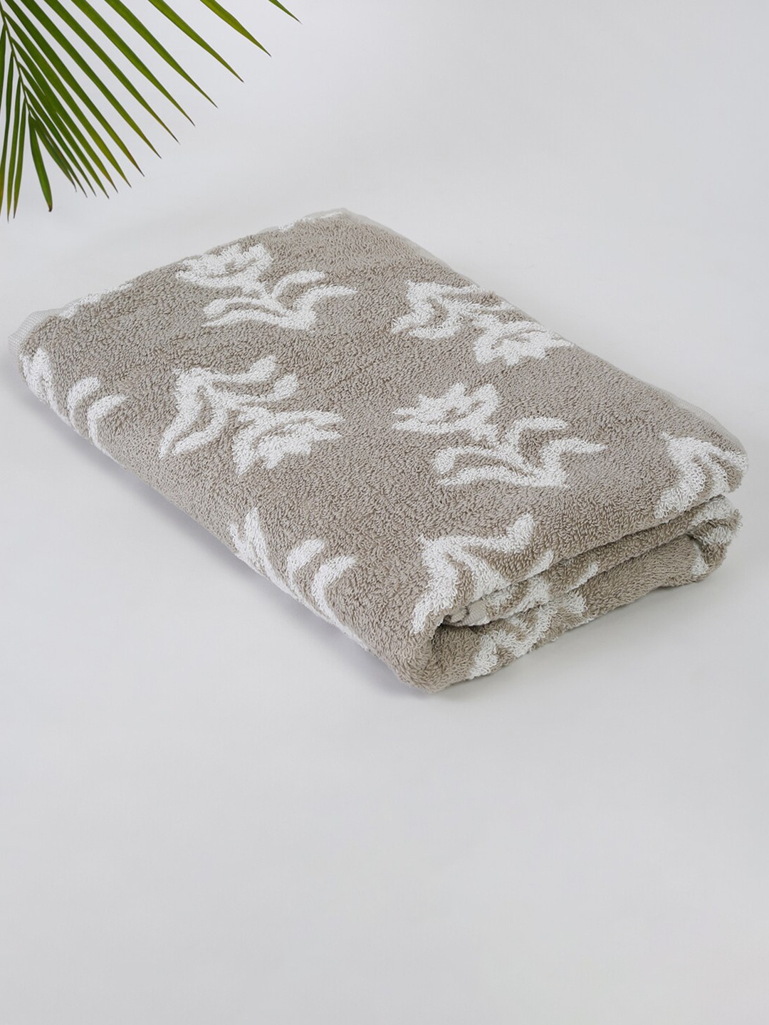 

Fabindia Vikal Beige and White Printed 570 GSM Cotton Hand Towel