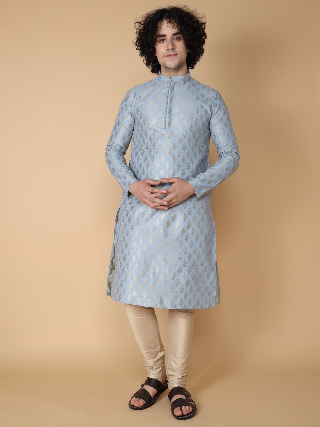 

TABARD Men Ethnic Motifs Silk Kurta, Blue