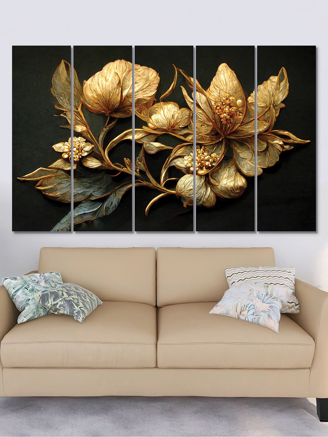 

RANDOM Pack Of 5 Gold Toned Black Floral MDF Vinyle Painting
