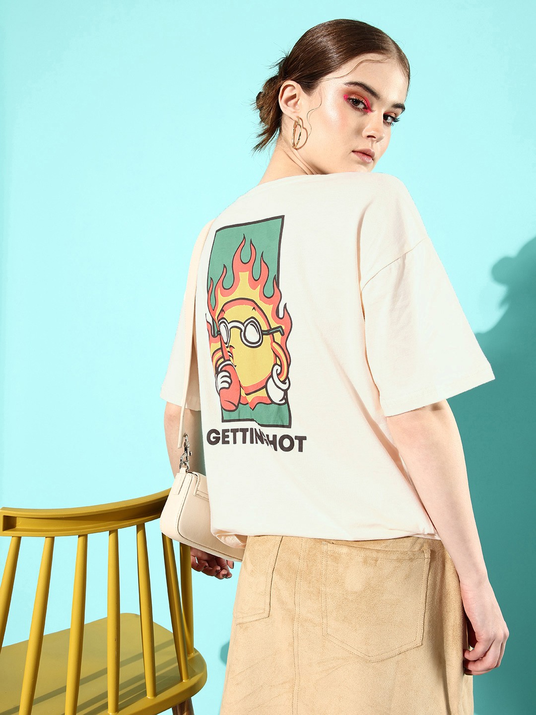 

DressBerry Graphic Printed Drop-Shoulder Sleeves Pure Cotton T-shirt, Off white