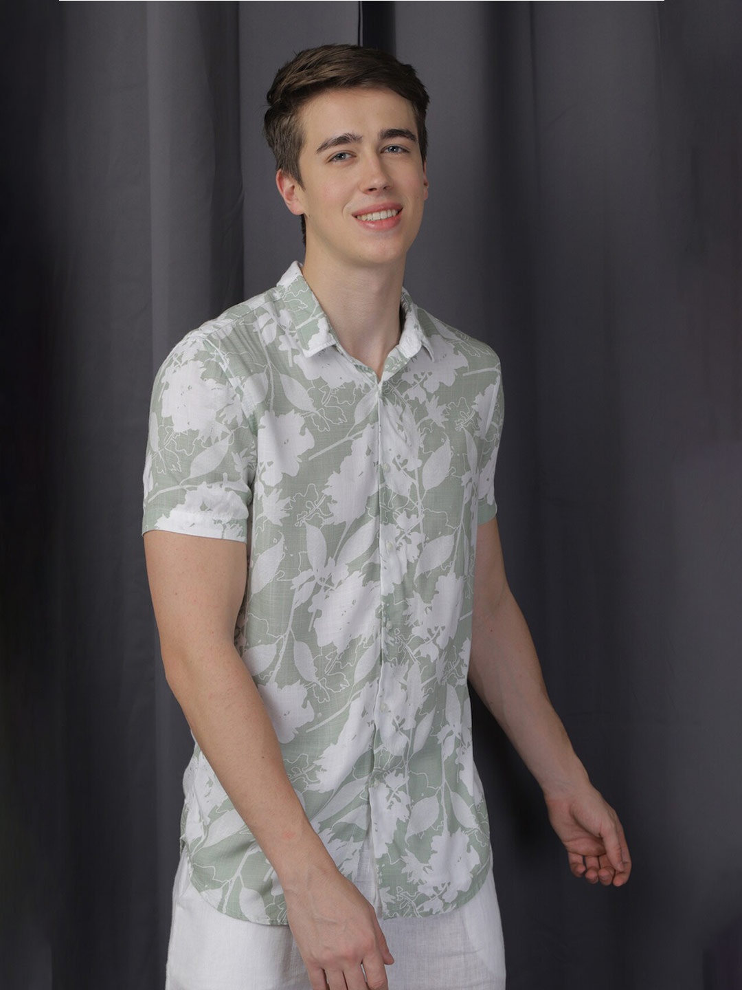 

POE Smart Slim Fit Floral Printed Casual Shirt, Green
