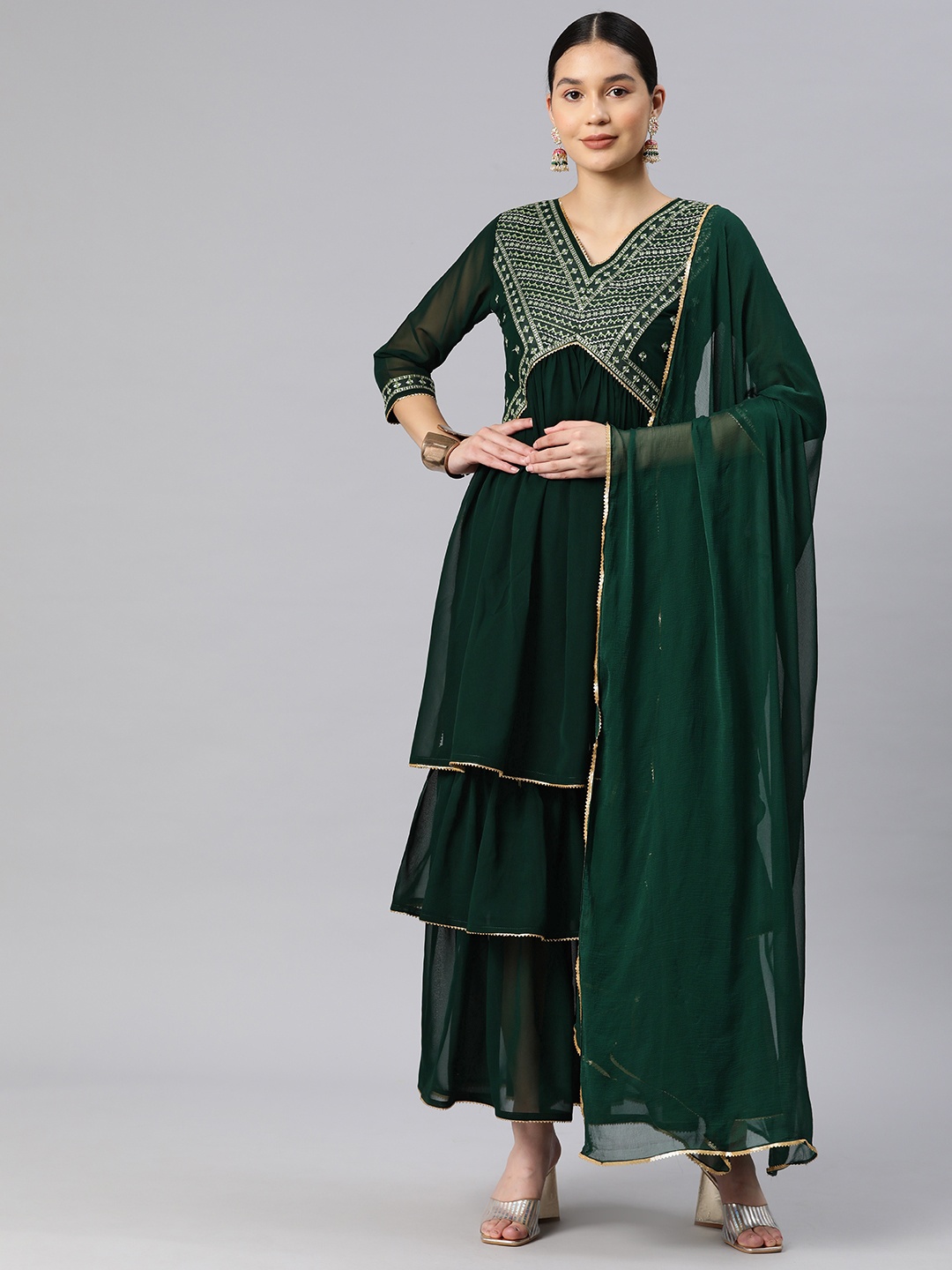 

RAJGRANTH Ethnic Motifs Embroidered Tiered Sequinned Kurta With Sharara & Dupatta, Green