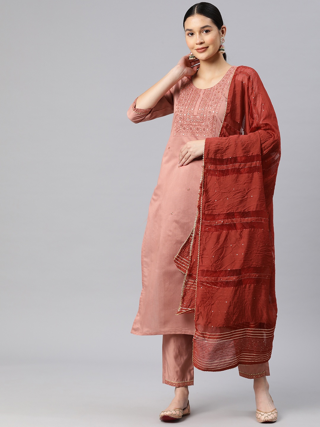 

RAJGRANTH Ethnic Motifs Embroidered Sequinned Kurta With Trousers & Dupatta, Peach