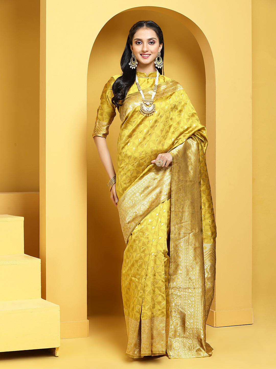 

Anouk Woven Design Zari Banarasi Saree, Yellow