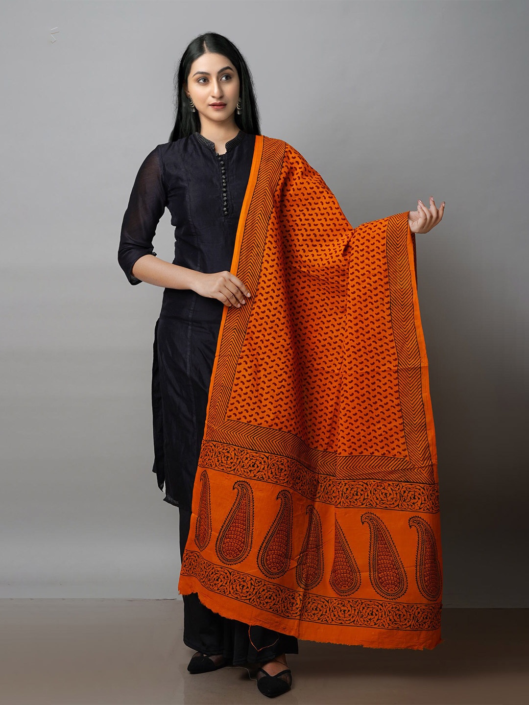 

Unnati Silks Ethnic Motifs Printed Cotton Dupatta, Orange