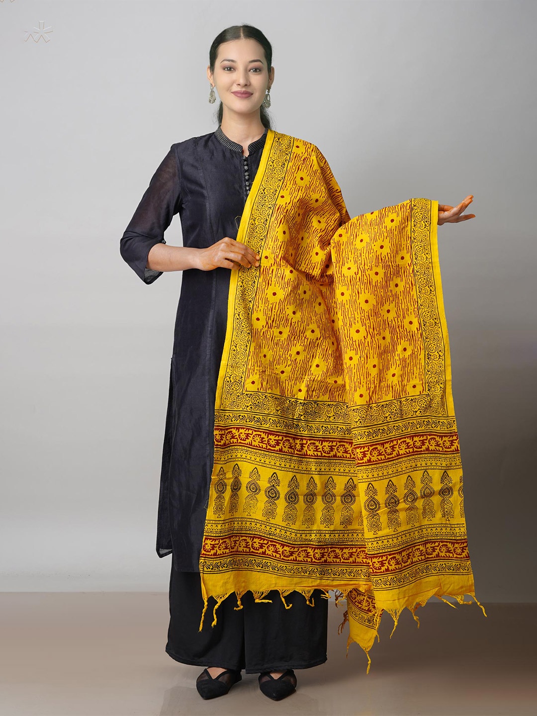 

Unnati Silks Ethnic Motifs Printed Cotton Dupatta, Yellow