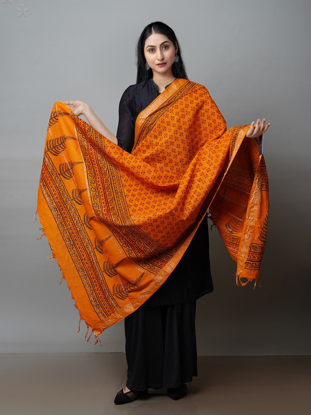 

Unnati Silks Ethnic Motifs Bagh Printed Cotton Dupatta, Orange