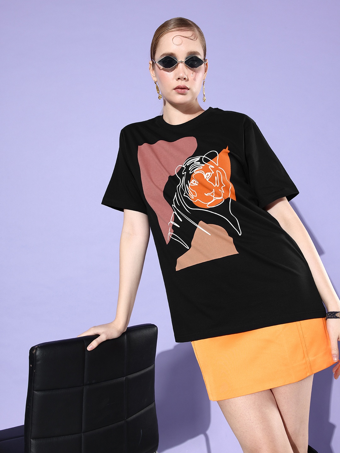 

DILLINGER Women Graphic Printed Loose T-shirt, Black