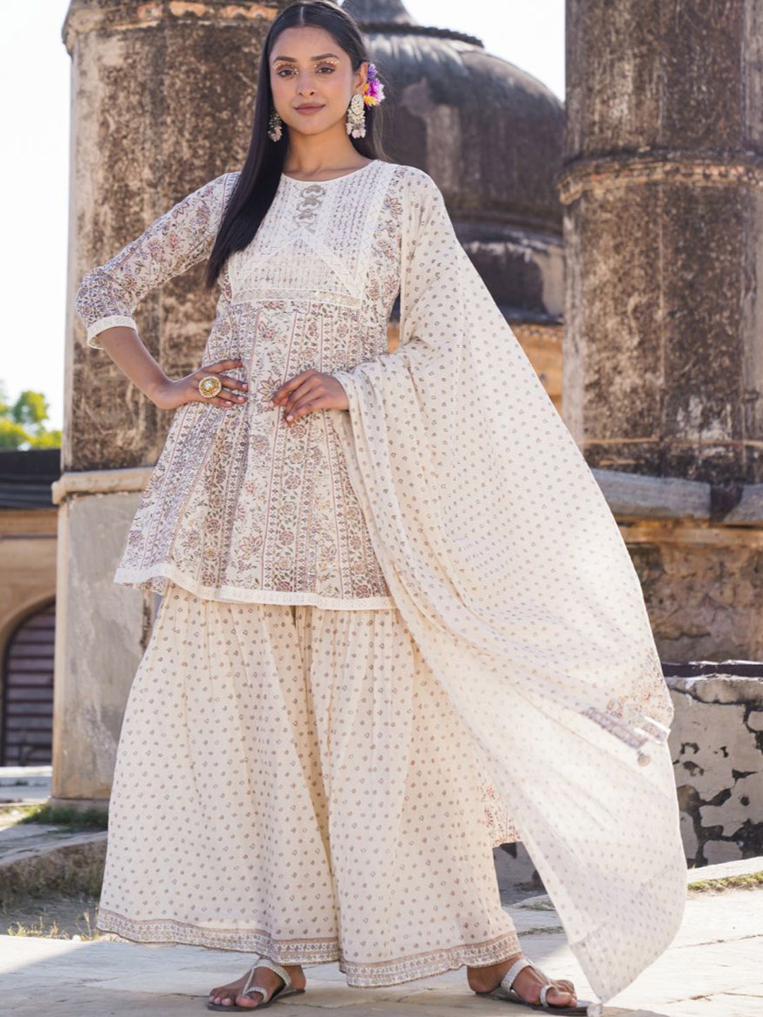 

Zolo Label Ethnic Motifs Embroidered Pure Cotton Kurta With Sharara & Dupatta, Off white