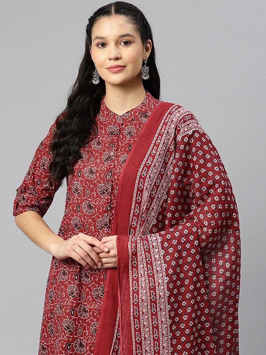 

Readiprint Fashions Women Floral Printed Pure Cotton Kurta with Palazzos & With Dupatta, Maroon