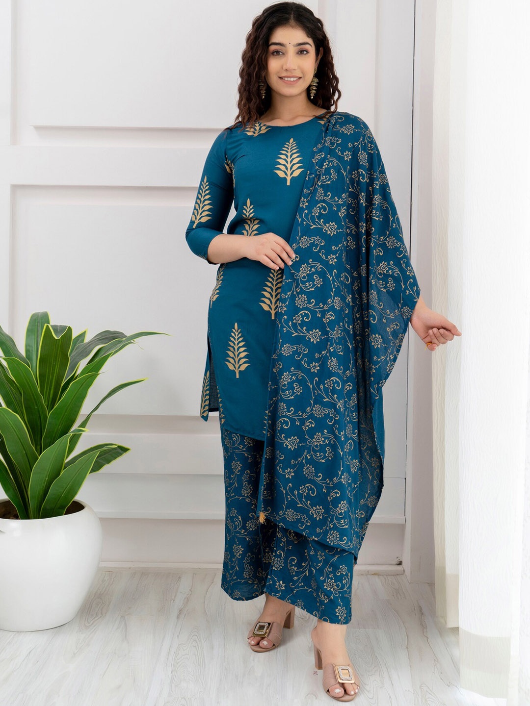 

SURHI Ethnic Motif Printed Pure Cotton Kurta With Palazzo & Dupatta, Turquoise blue