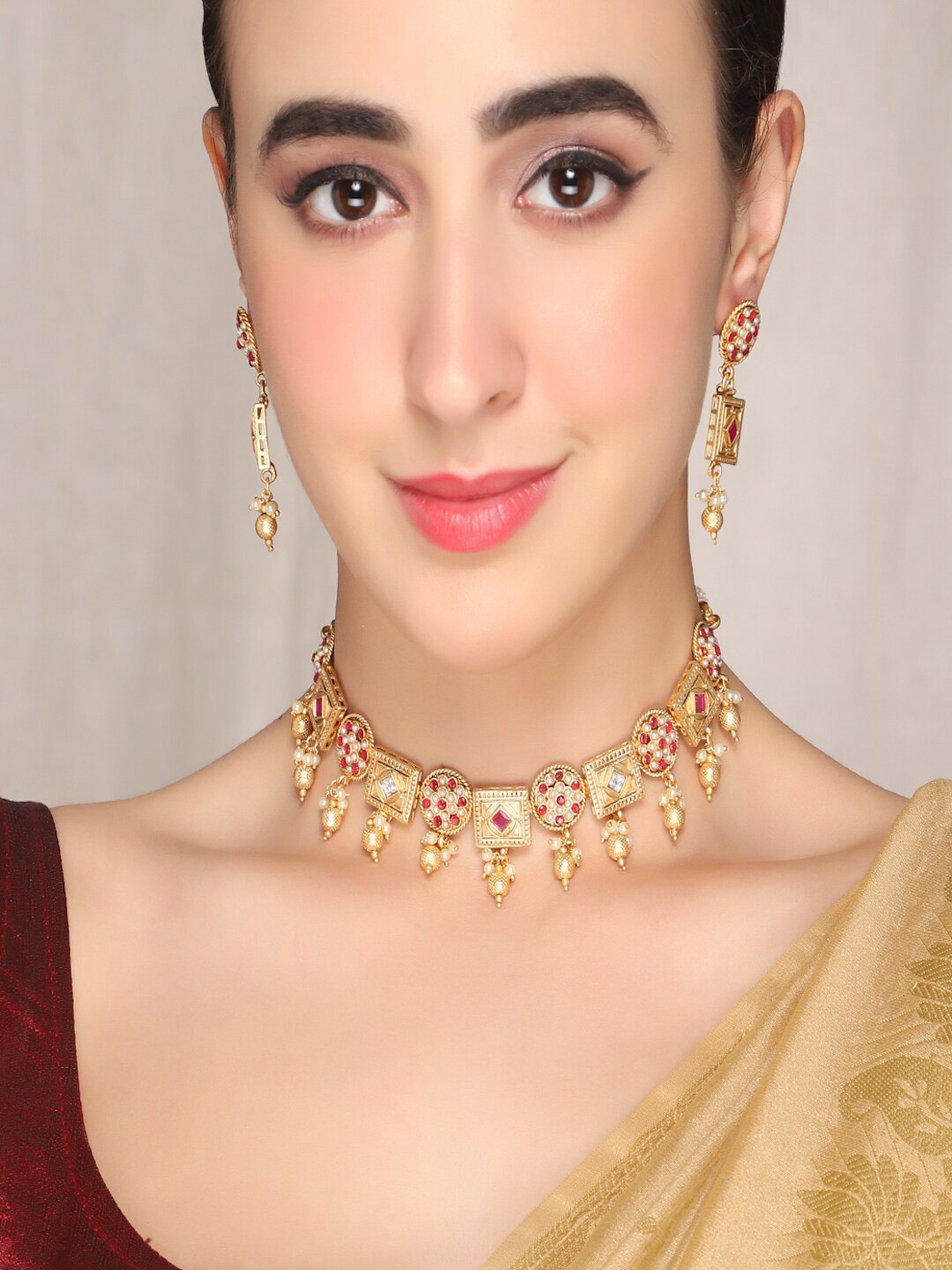

AQUASTREET Gold Plated Jewellery Set