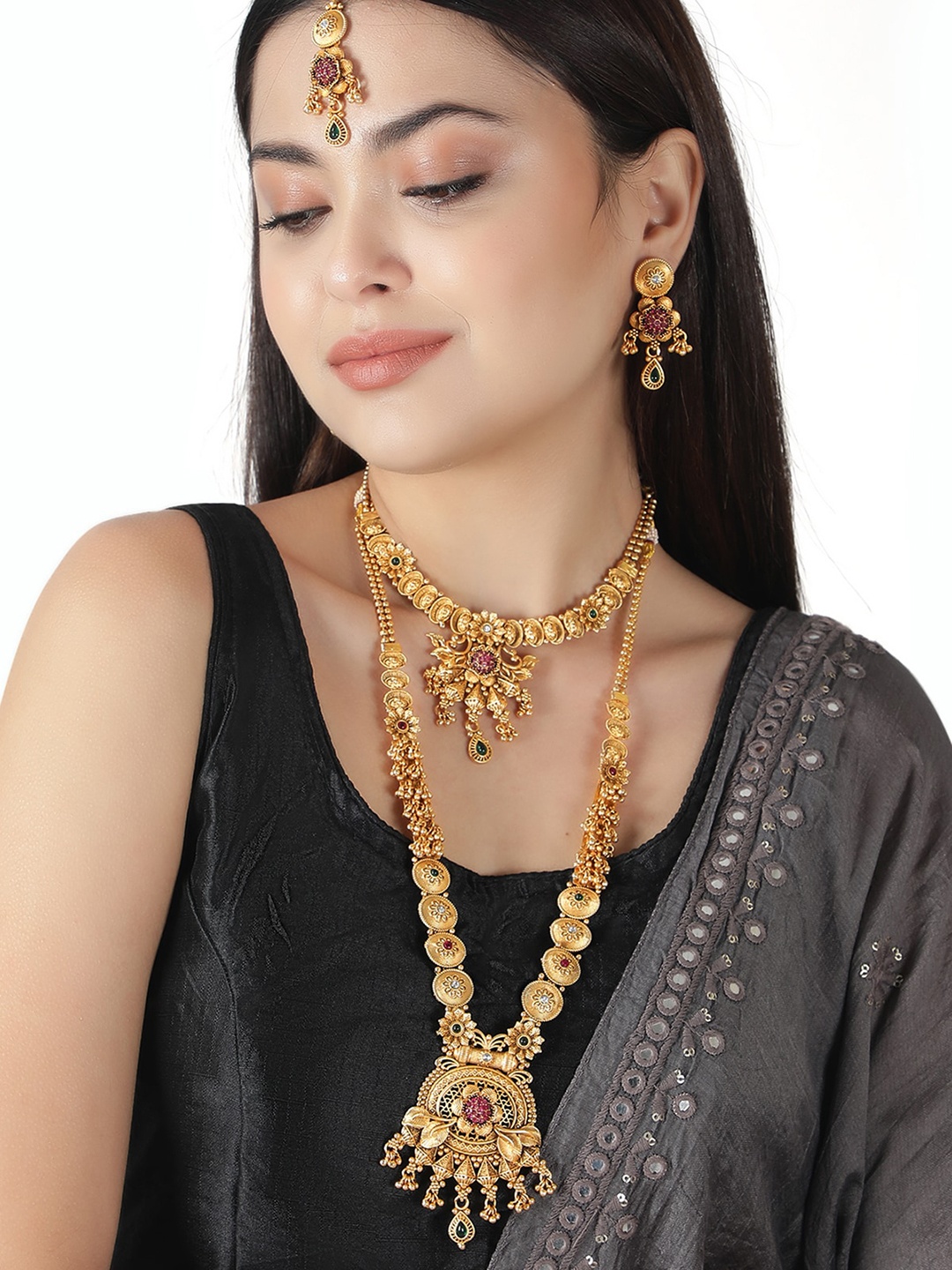 

AQUASTREET Gold-Plated Stone-Studded Jewellery Set