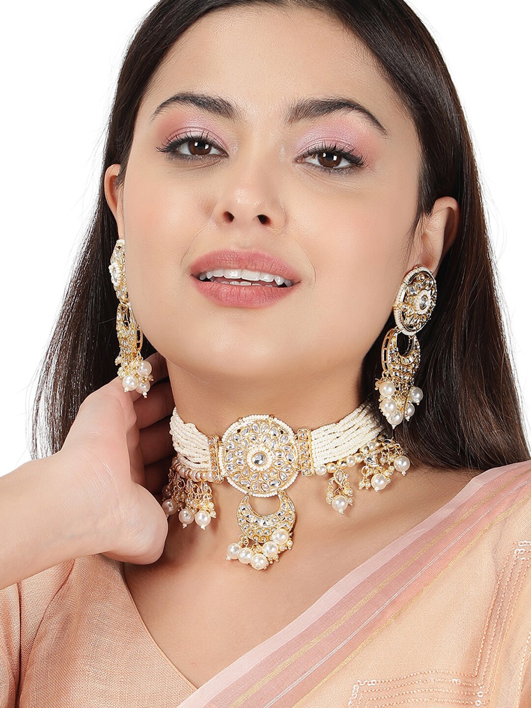 

AQUASTREET Gold Plated Kundan &Beaded Jewellery Set