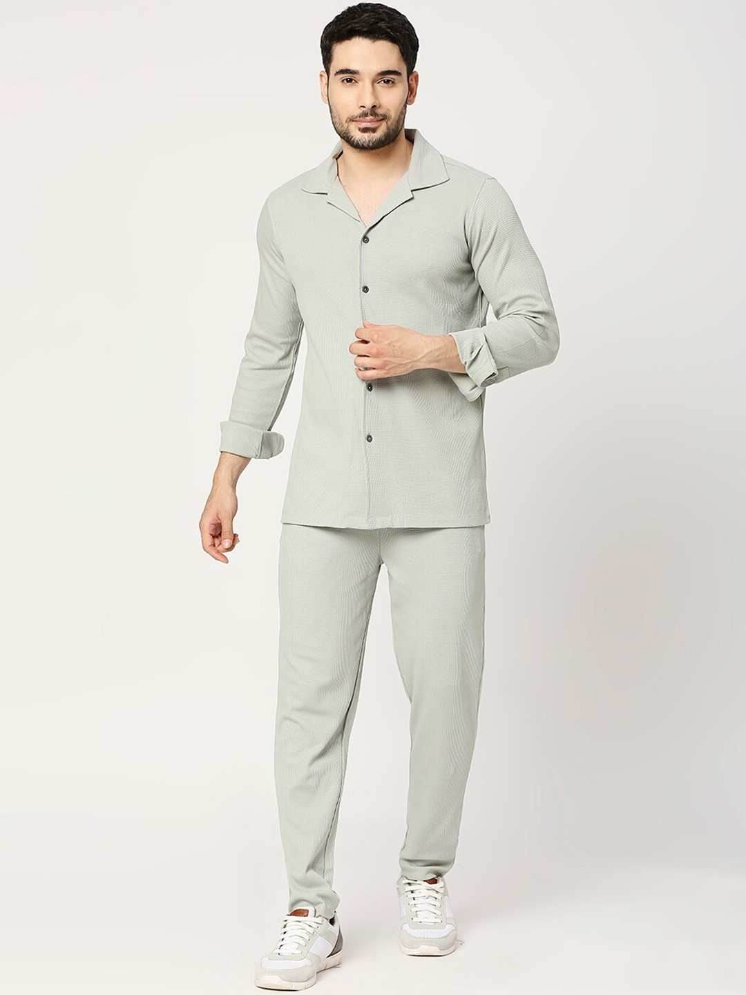 

Blamblack Men Resort Collar full sleeves Shirt with Pants, Green