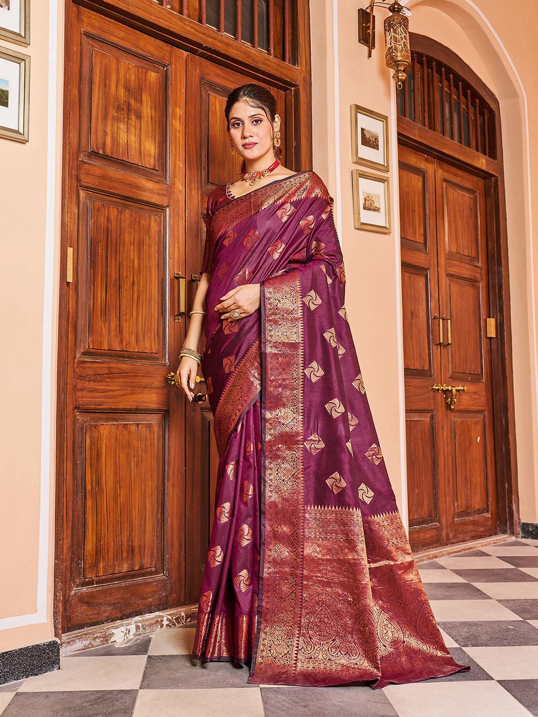

elora Geometric Woven Design Banarasi Saree, Purple
