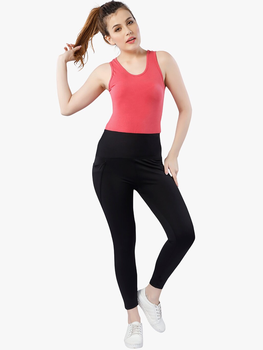 

TRASA Women High Rise Sports Tights, Black