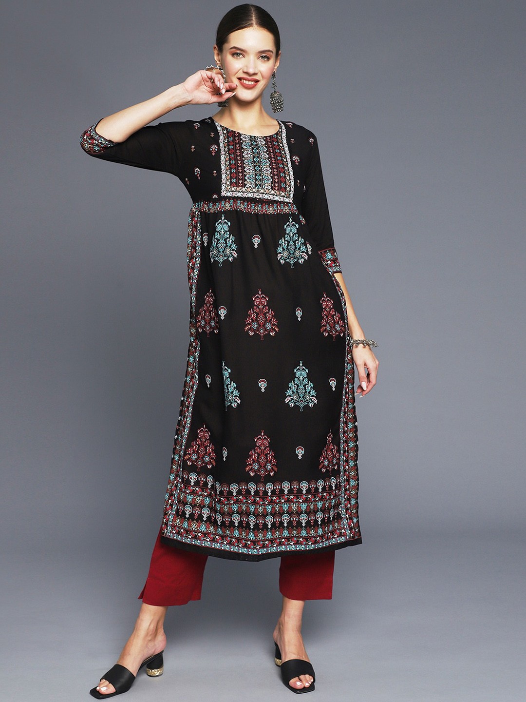 

Anubhutee Ethnic Motifs Printed Sequinned Panelled Kurta, Black