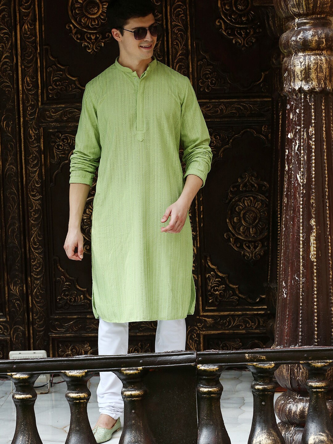 

Sanwara Geometric Chikankari Embroidered Pure Cotton Kurta With Churidar, Green