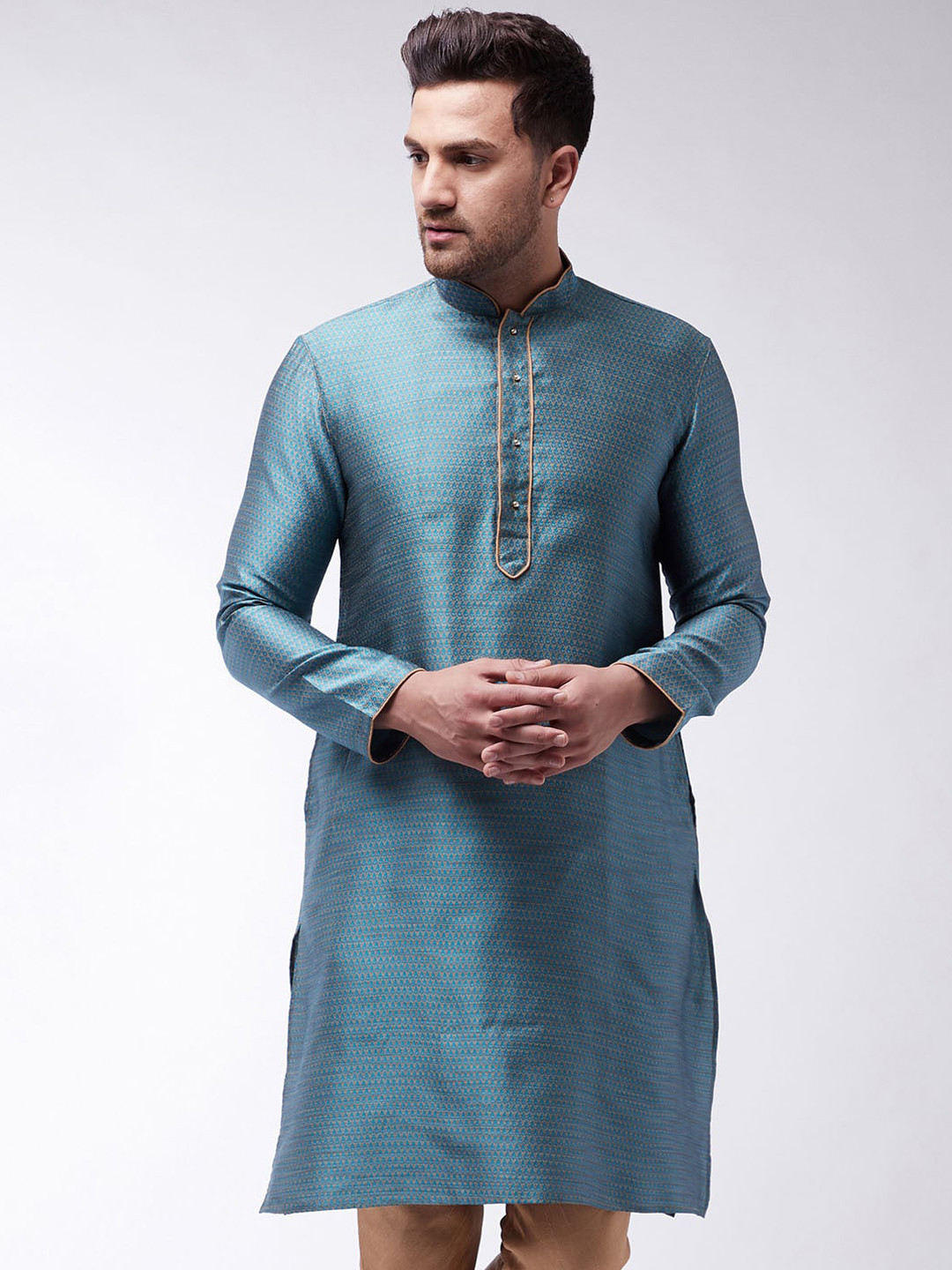 

VASTRAMAY Men Mandarin Collar Jacquard Silk Kurta, Blue