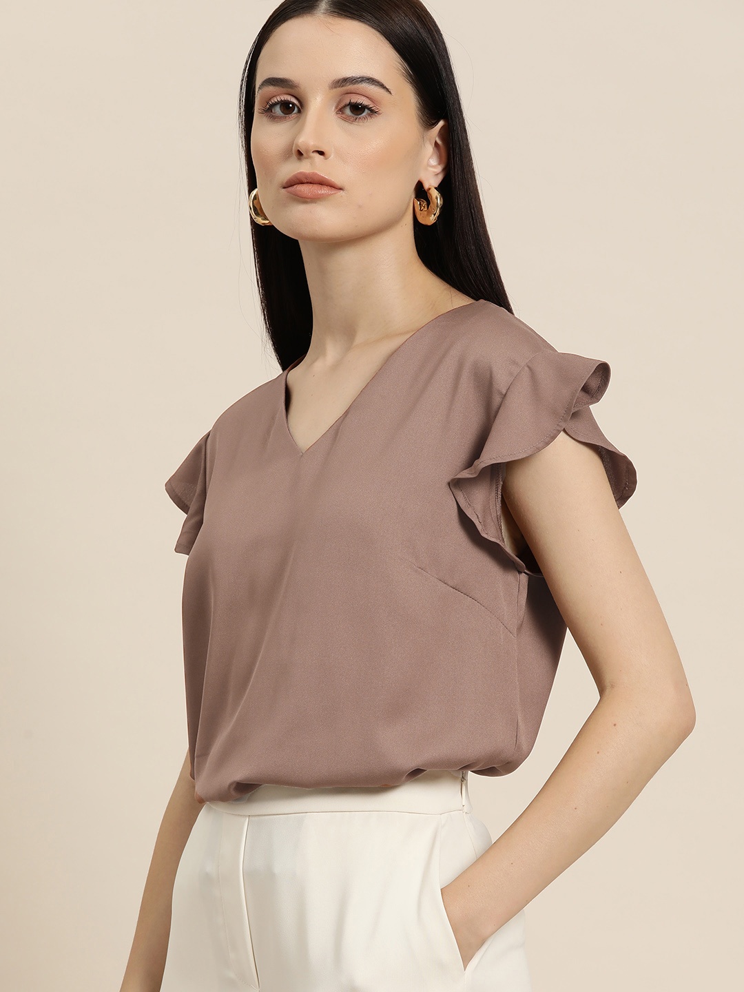

her by invictus Flutter Sleeves Top, Brown