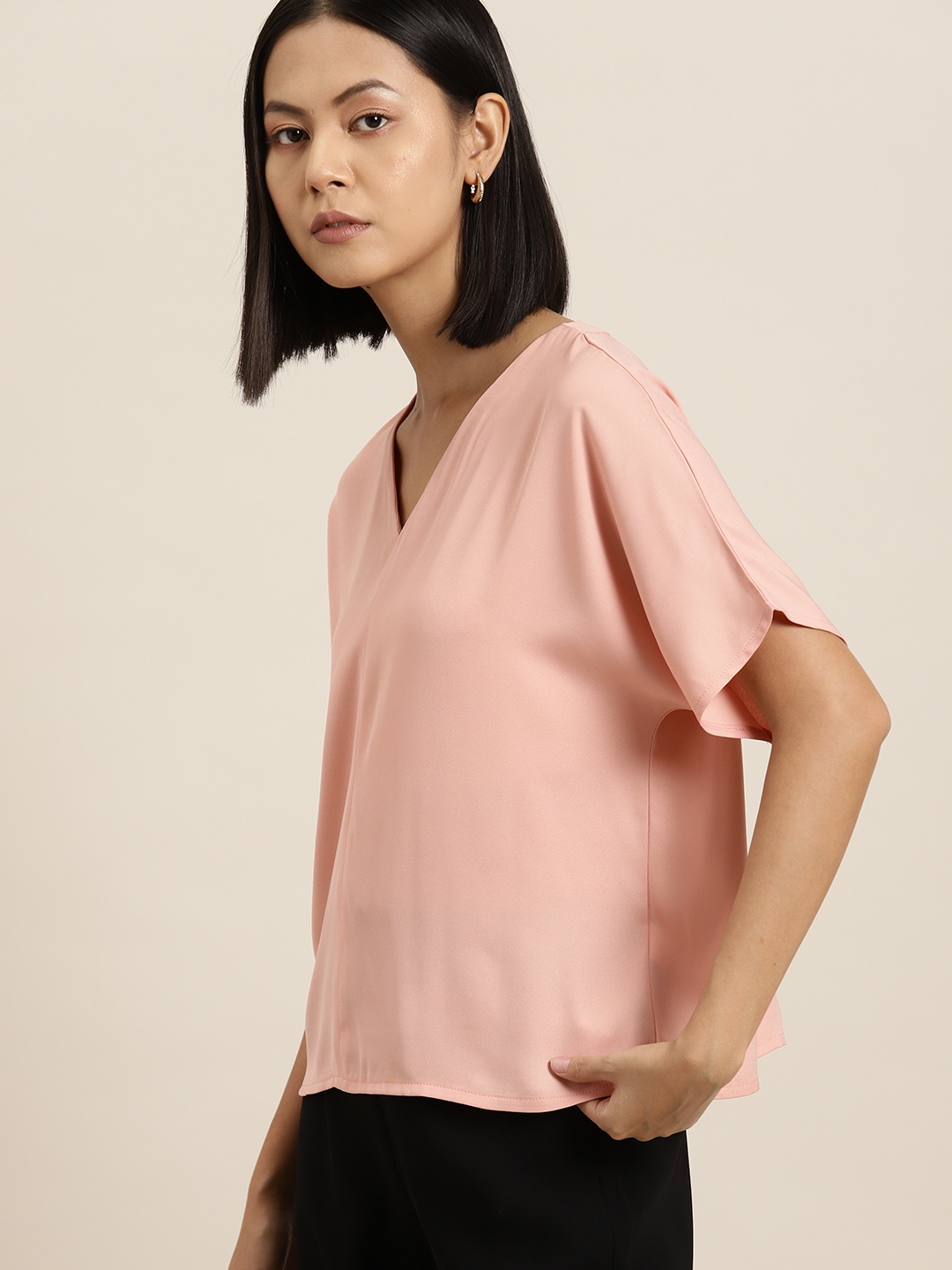 

her by invictus Extended Sleeves Top, Pink