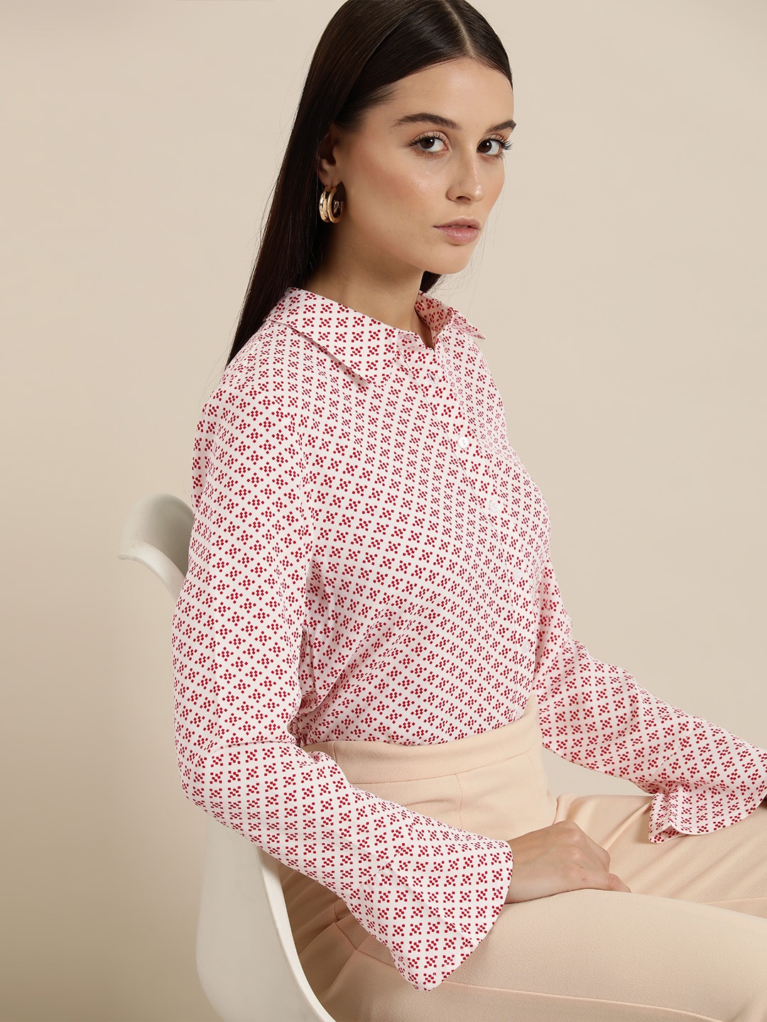 

her by invictus Printed Bell Sleeves Shirt, White