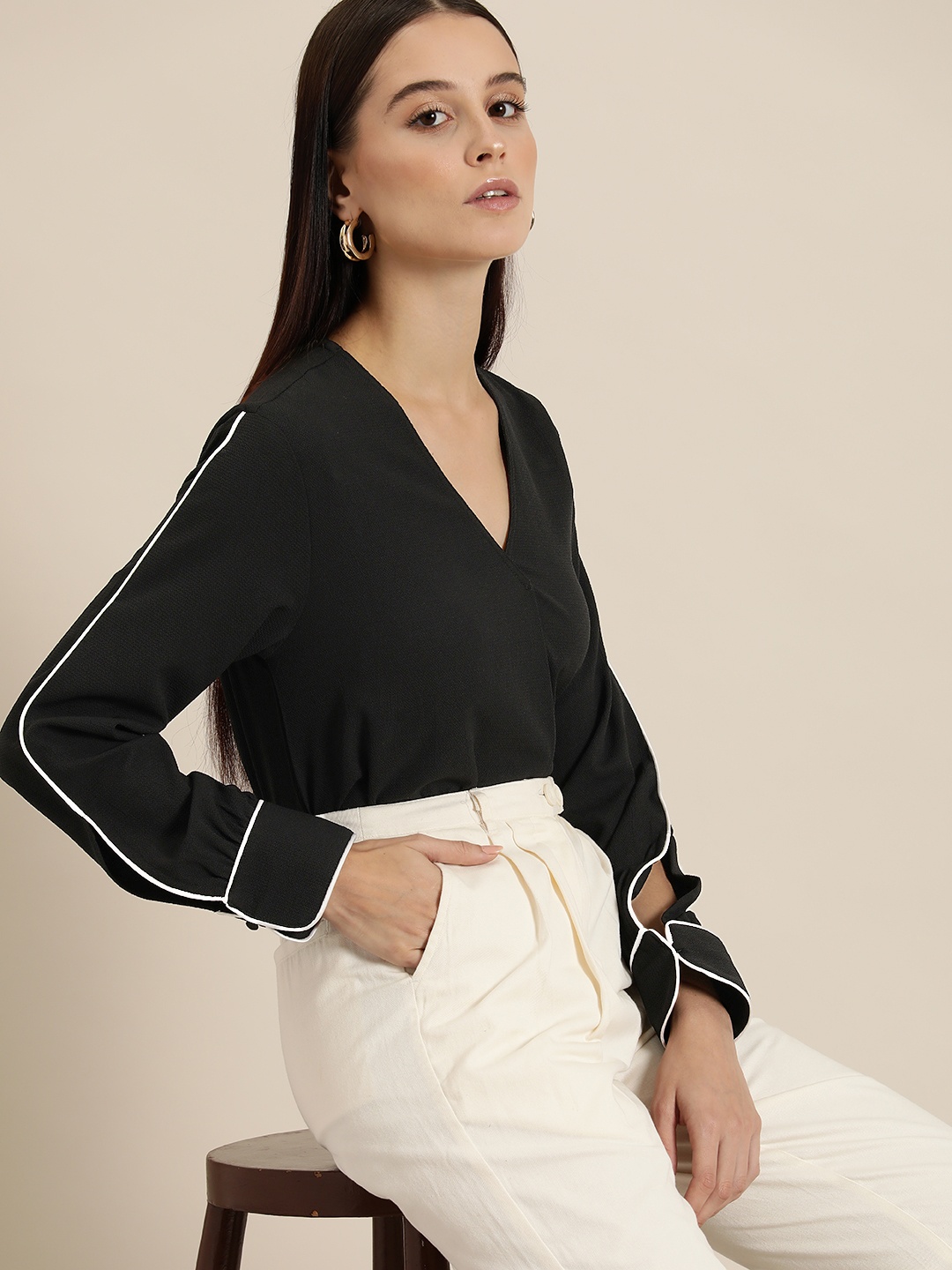 

her by invictus V-Neck Cuffed Sleeve Top, Black