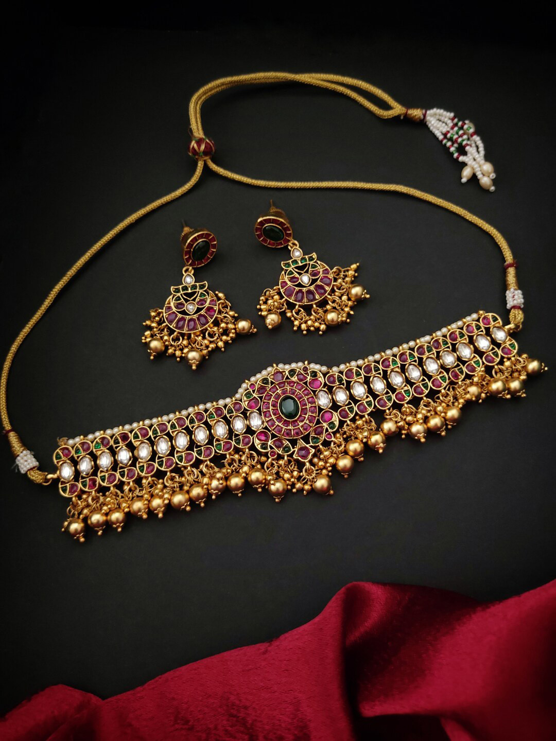

Pihtara Jewels Gold-Plated Stone-Studded & Beaded Antique Choker Jewellery Set