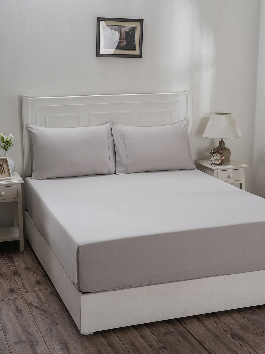 

MASPAR Eden Grey Cotton Fitted 144 TC Single Bedsheet With 1 Pillow Cover