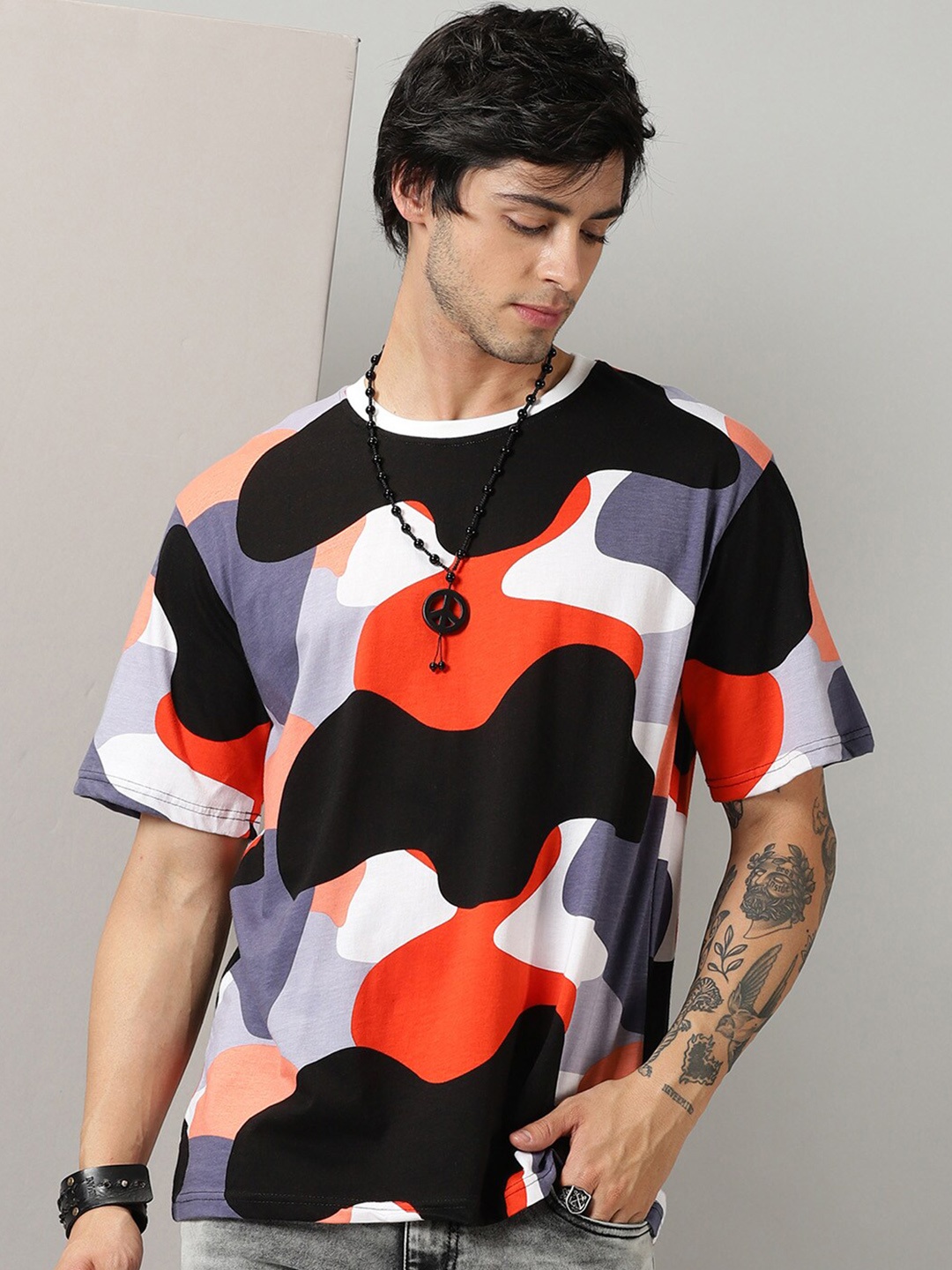 

Rodzen Abstract Printed Oversized Fit Cotton T-shirt, Black
