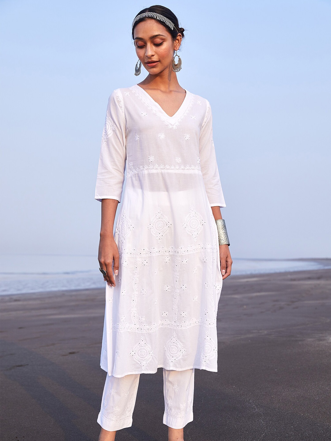 

OKHAI Ethnic Motifs Embroidered Chikankari Pure Cotton Kurta with Trouser, White