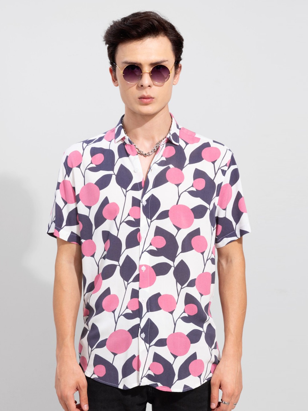 

Snitch White& Pink Slim Fit Printed Casual Shirt