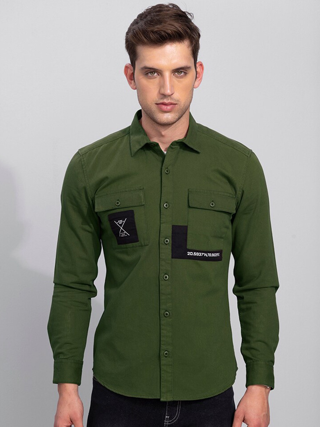 

Snitch Green Spread Collar Slim Fit Casual Shirt