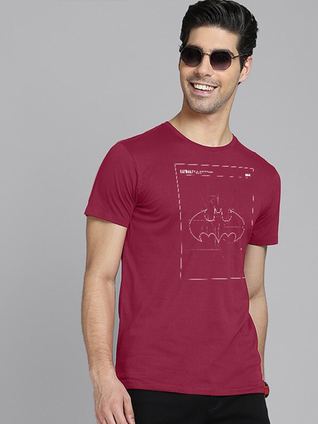 

Free Authority Men Round Neck Batman Cotton T-shirt, Red