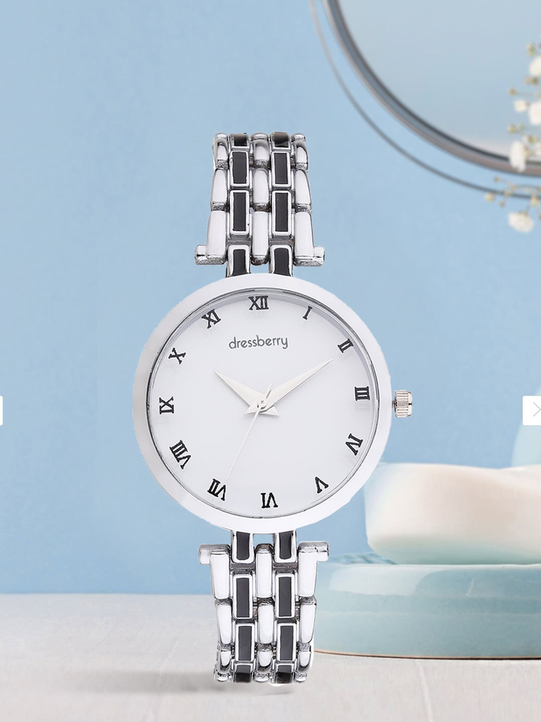 

DressBerry Women Bracelet Style Straps Analogue Watch HOBDB-113-SL, Silver