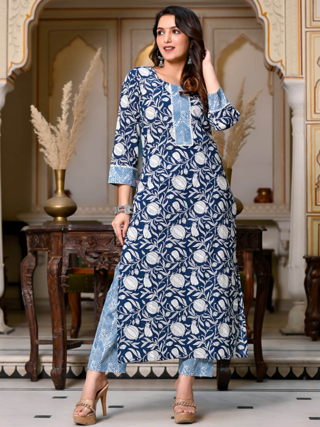 

KALINI Ethnic Motifs Printed Regular Kurta with Trousers, Blue