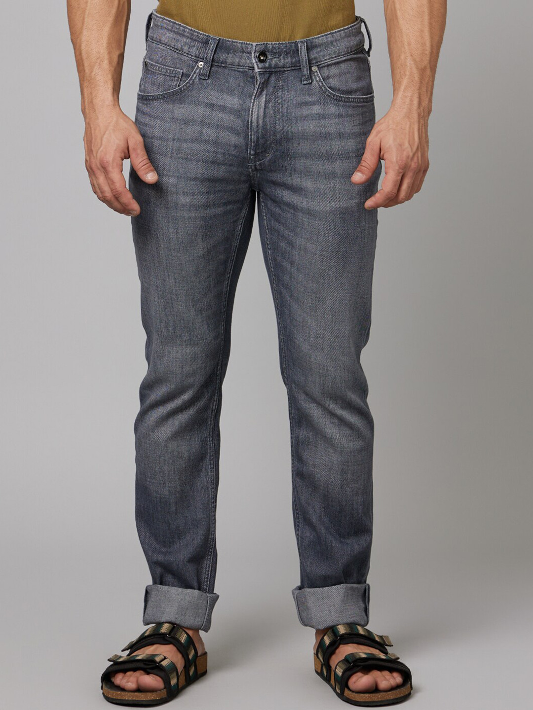 

Celio Men Jean Relaxed Fit Heavy Fade Clean Look Stretchable Jeans, Grey