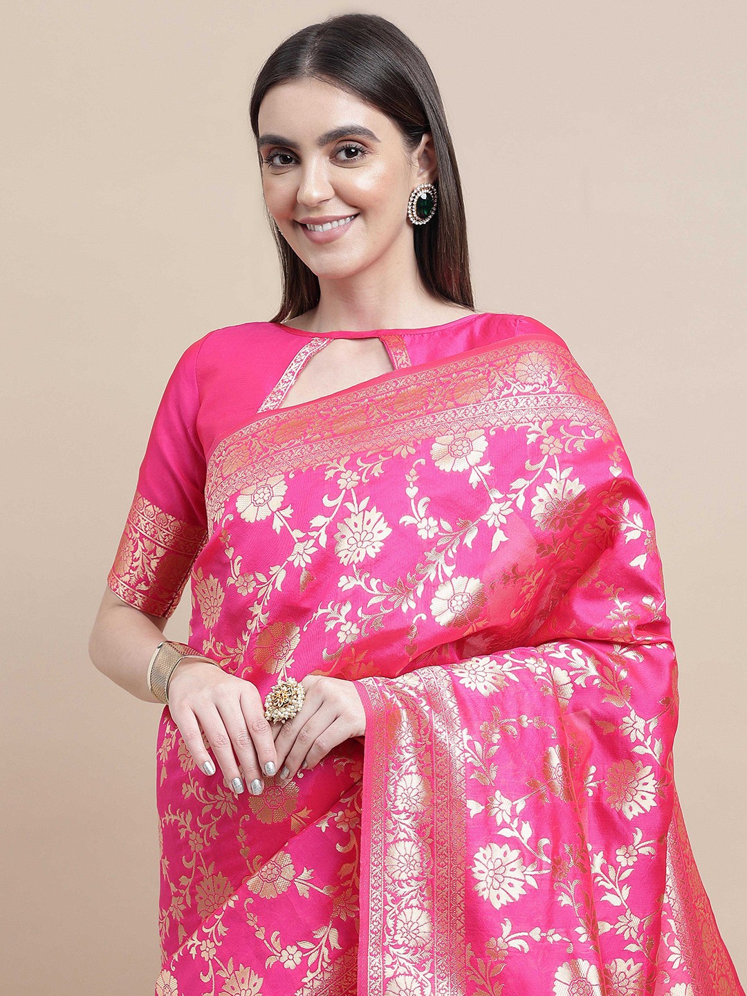 

Sangria Floral Zari Silk Blend Heavy Work Banarasi Saree, Pink