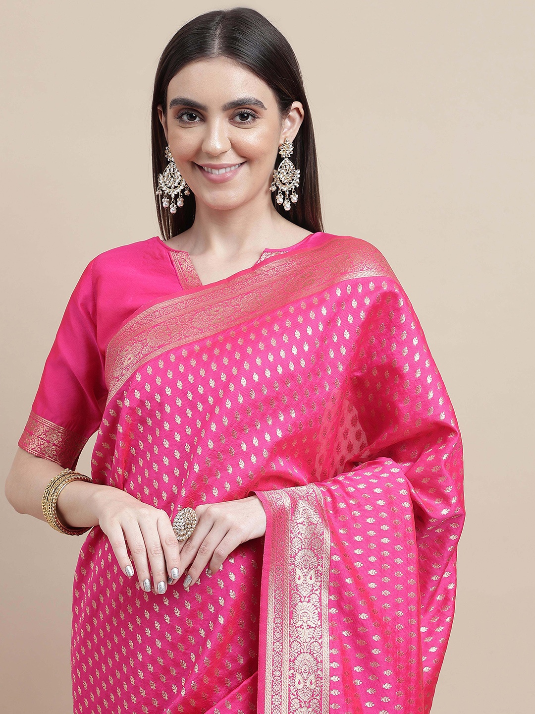 

Sangria Ethnic Motifs Zari Silk Blend Heavy Work Kanjeevaram Saree, Pink